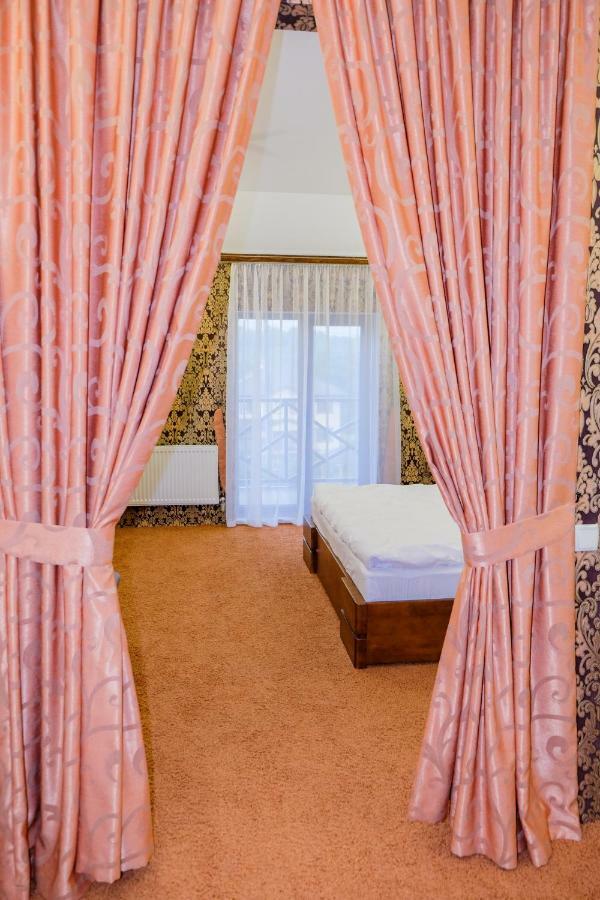 Оздоровчий Комплекс Гайки Заїзд Провулок Сухий Яр 12 Hotel Zhytomyr Exterior photo
