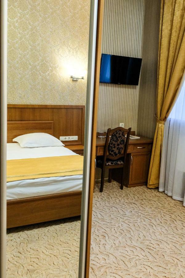 Оздоровчий Комплекс Гайки Заїзд Провулок Сухий Яр 12 Hotel Zhytomyr Exterior photo