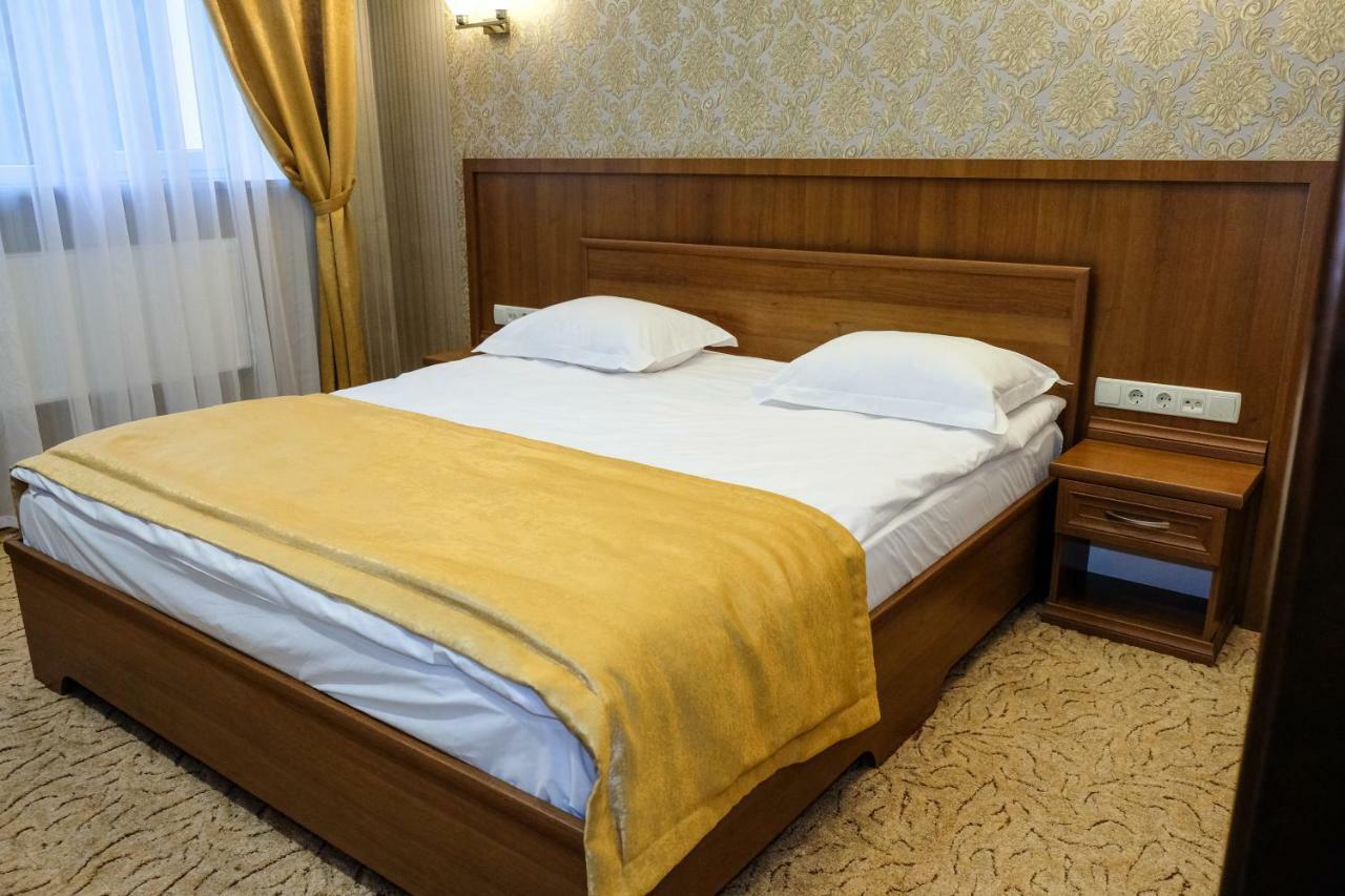 Оздоровчий Комплекс Гайки Заїзд Провулок Сухий Яр 12 Hotel Zhytomyr Exterior photo