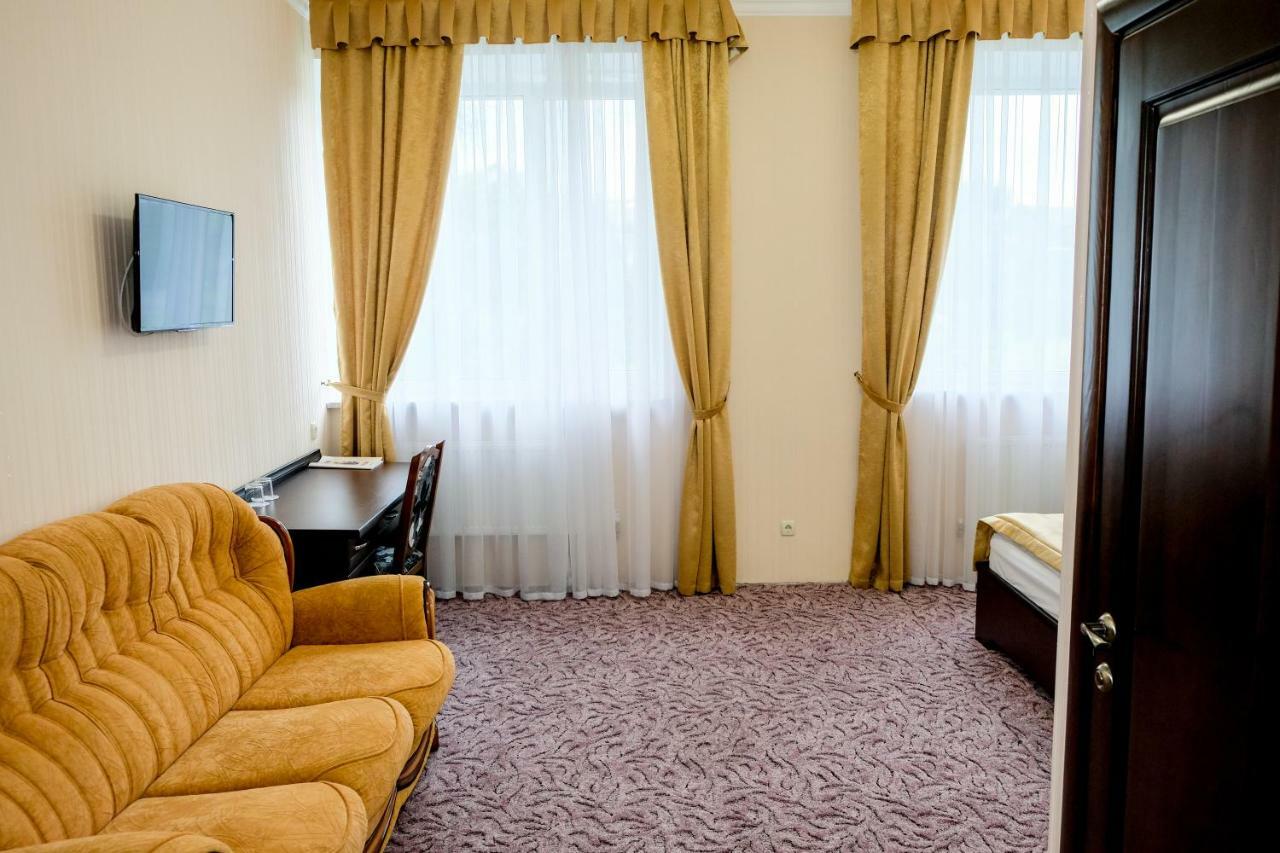 Оздоровчий Комплекс Гайки Заїзд Провулок Сухий Яр 12 Hotel Zhytomyr Exterior photo