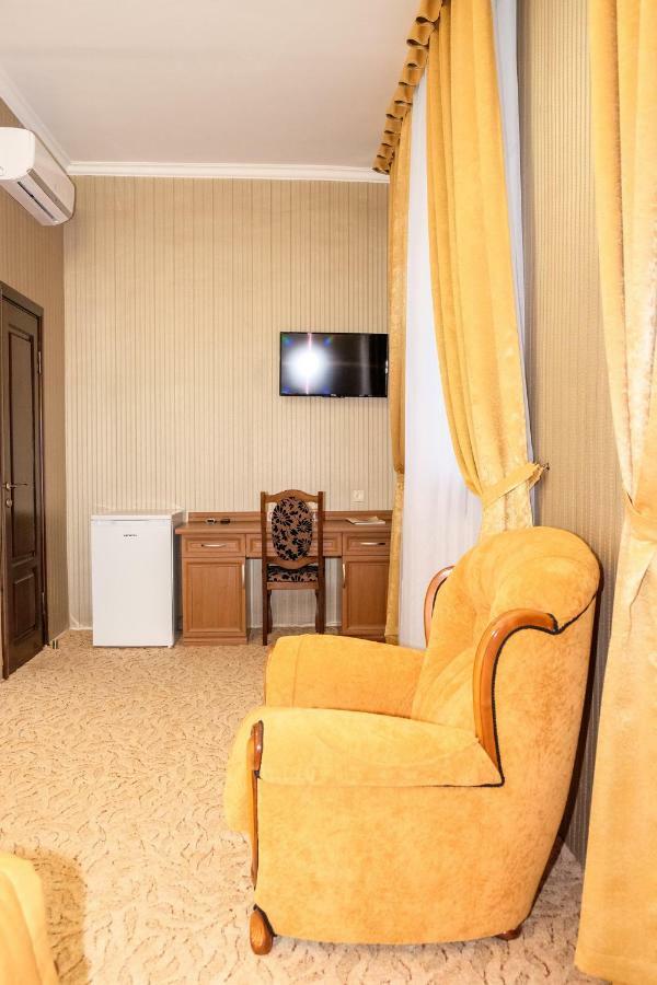 Оздоровчий Комплекс Гайки Заїзд Провулок Сухий Яр 12 Hotel Zhytomyr Exterior photo